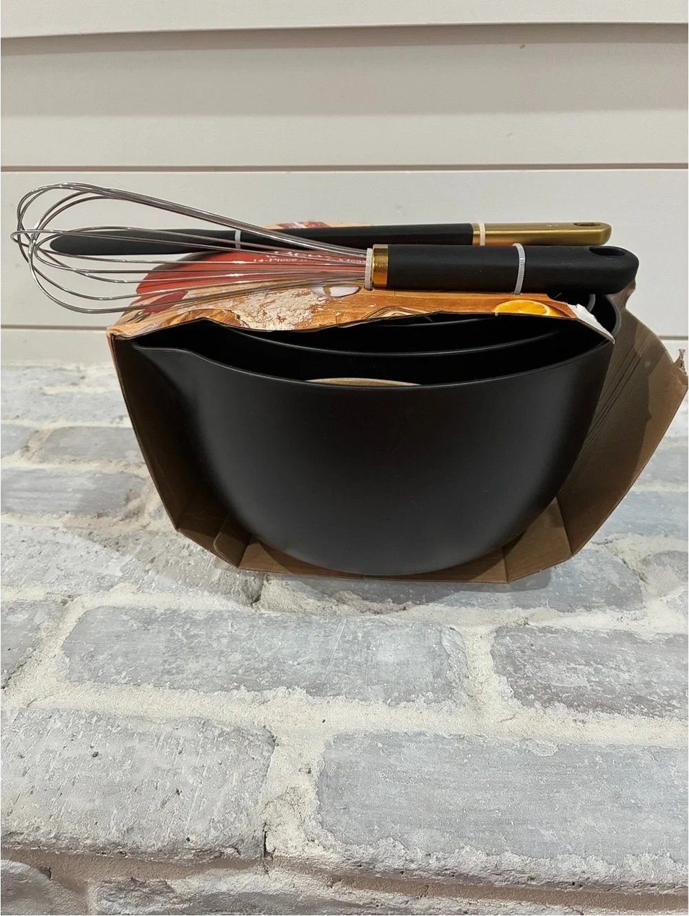 Drew Barrymore Matte Black/gold baking utensils